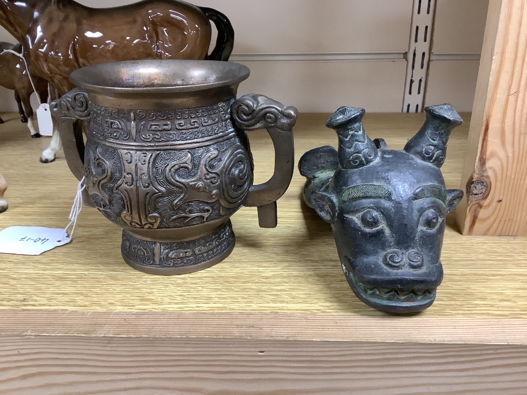 Two Chinese bronze censers, height 11cm and a beast